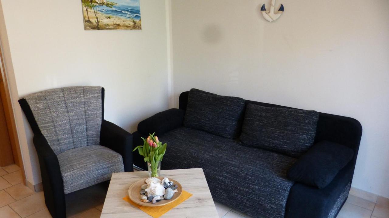 Bernstein Appartements Dranske Exterior photo